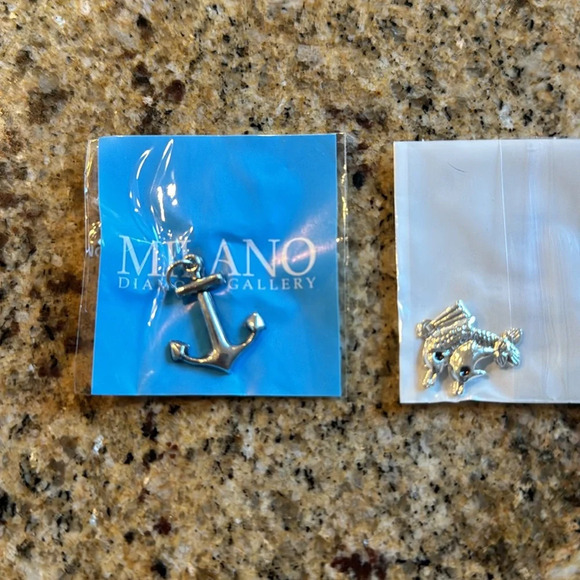 Set of 3 vacation/beach/ocean theme silver charms. New. - Picture 2 of 2